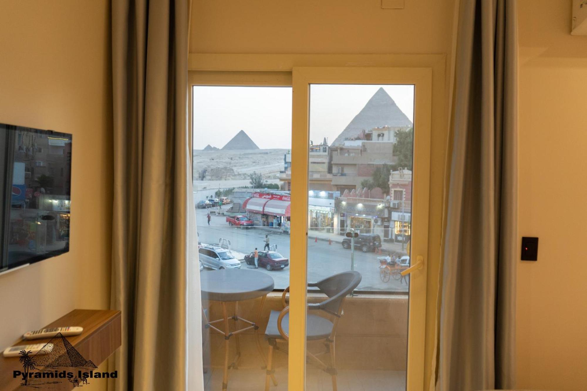 Pyramids Island Acomodação com café da manhã Kafrat al Jabal Exterior foto