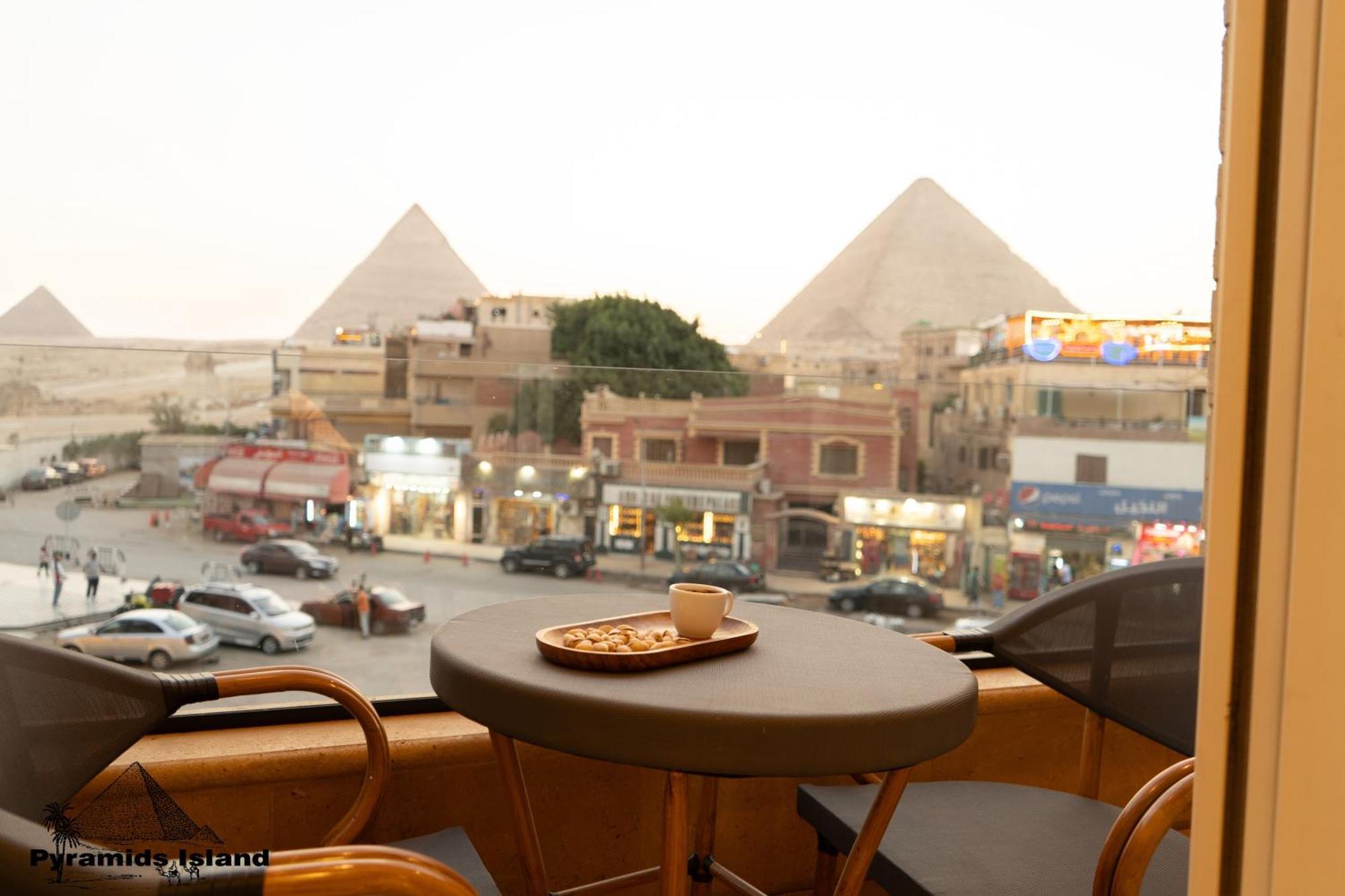 Pyramids Island Acomodação com café da manhã Kafrat al Jabal Exterior foto
